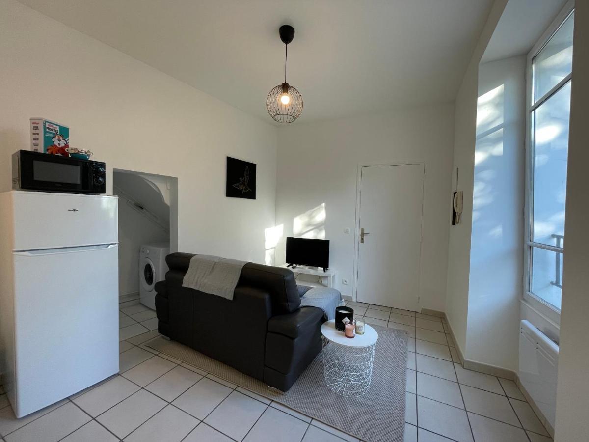 Superbe Appartement Cozy Terrasse コルベイユ・エソンヌ エクステリア 写真